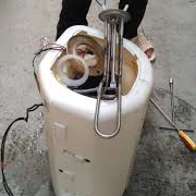 Ảnh đại diện bài viết: Sửa Bình Nóng Lạnh Ferroli Chập Cháy Có Mùi Khét Tại HN